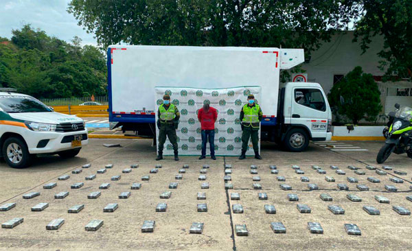 Policia Nacional incauta 100.000 dosis de clorhidrato de cocaina  policia-magdalena-medio-capturado-setra