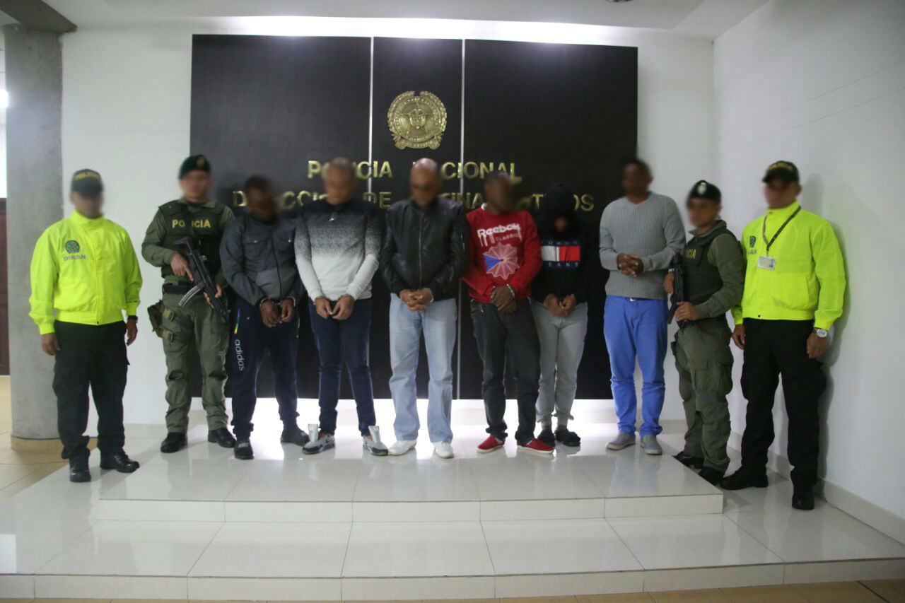 Policía-Nacional-captura-a-siete-personas-sindicada-de-mover-droga-por-el-Océano-Pacífico. Policía-Nacional-captura-a-siete-personas-sindicada-de-mover-droga-por-el-Océano-Pacífico