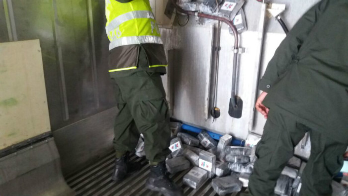 Incautados 100 kilos de clorhidrato de cocaína en el puerto de Santa Marta policia-operativos-narcotrafico-incautacion-cocaina-refrigerador