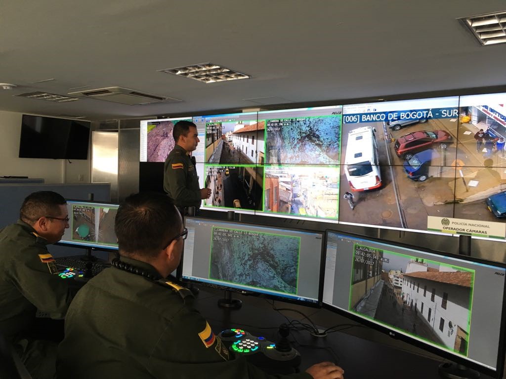Mediante un completo sistema de cámaras, Policía monitorea las 24 horas la ciudad de Tunja  policia-tunja-monitoreo-camaras