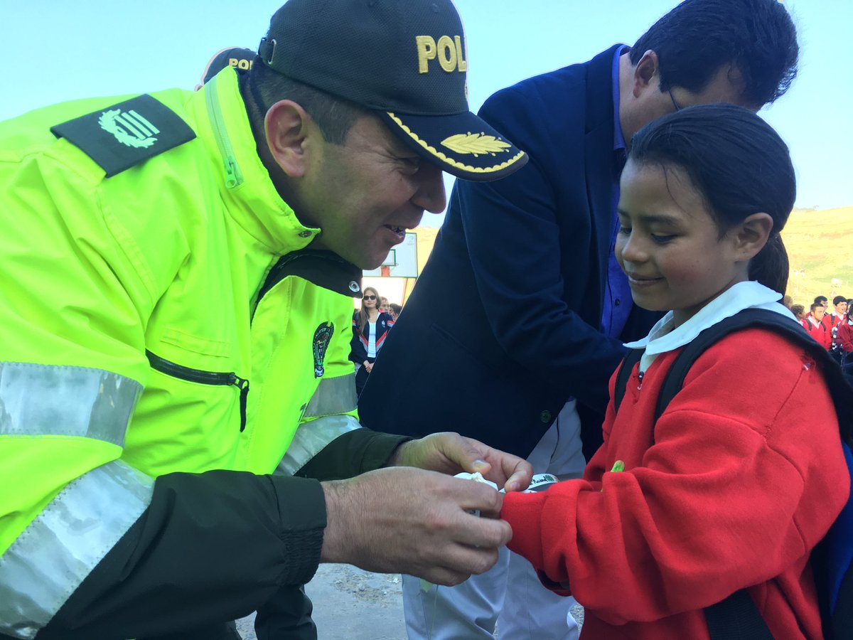 metropolitana*Tunja-acompaña-regreso-clases  metropolitana*Tunja-acompaña-regreso-clases