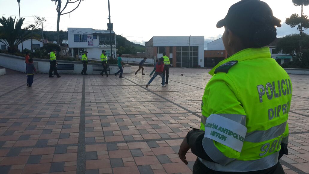 Grupo “anti pólvora”, escuadrón “anti pólvora”,