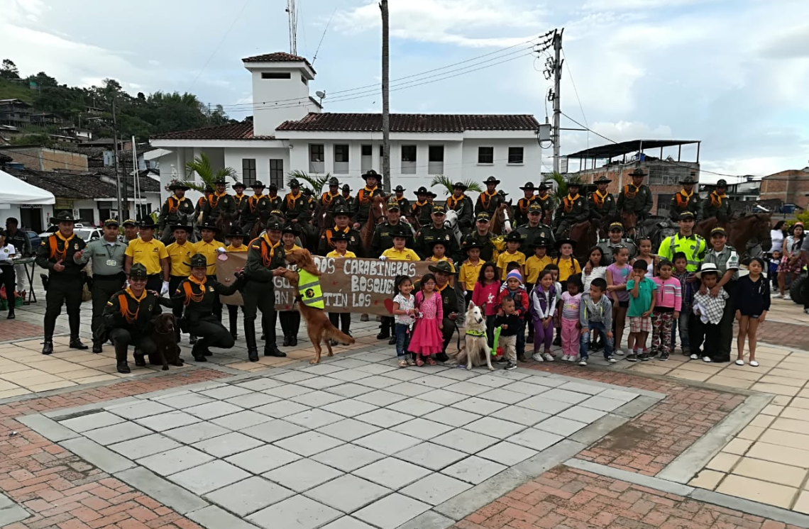 Finalizó con éxito la ruta Carabinera #JuntosPorElCampo policía-carabineros-y-comunidad