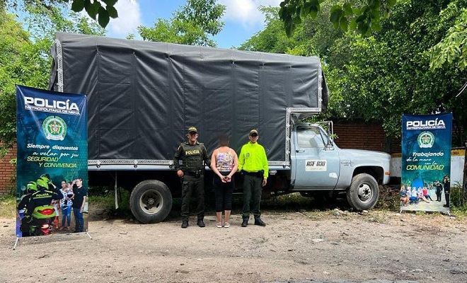 Policía Nacional, logra recuperar camión en Neiva