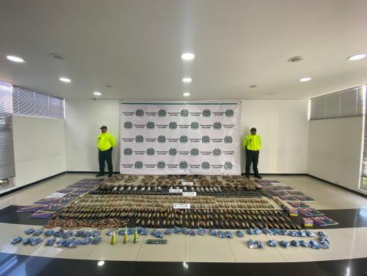 Incautamos 50 kilos de pólvora  Seguimos los operativos otro golpe contundente a comerciantes informales de juegos pirotécnicos.