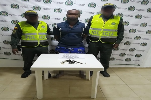 Por el delito de porte ilegal de armas de fuego y municiones efectuamos una captura y una aprehensión.   Por-el-delito-de-porte-ilegal-de-armas-de-fuego-y-municiones-efectuamos-una-captura-y-una-aprehensión.