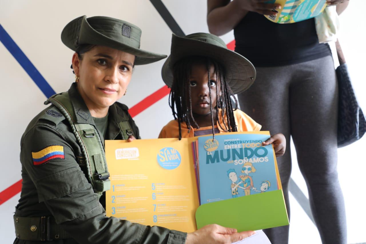 “Por-una-navidad-feliz” “Por-una-navidad-feliz”