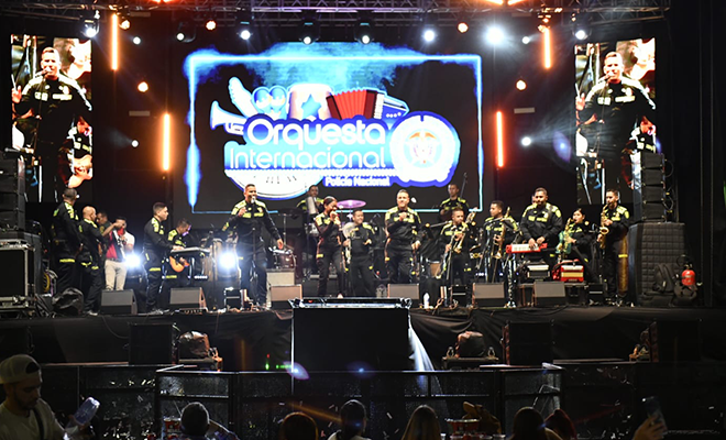 Orquesta internacional Policía Nacional