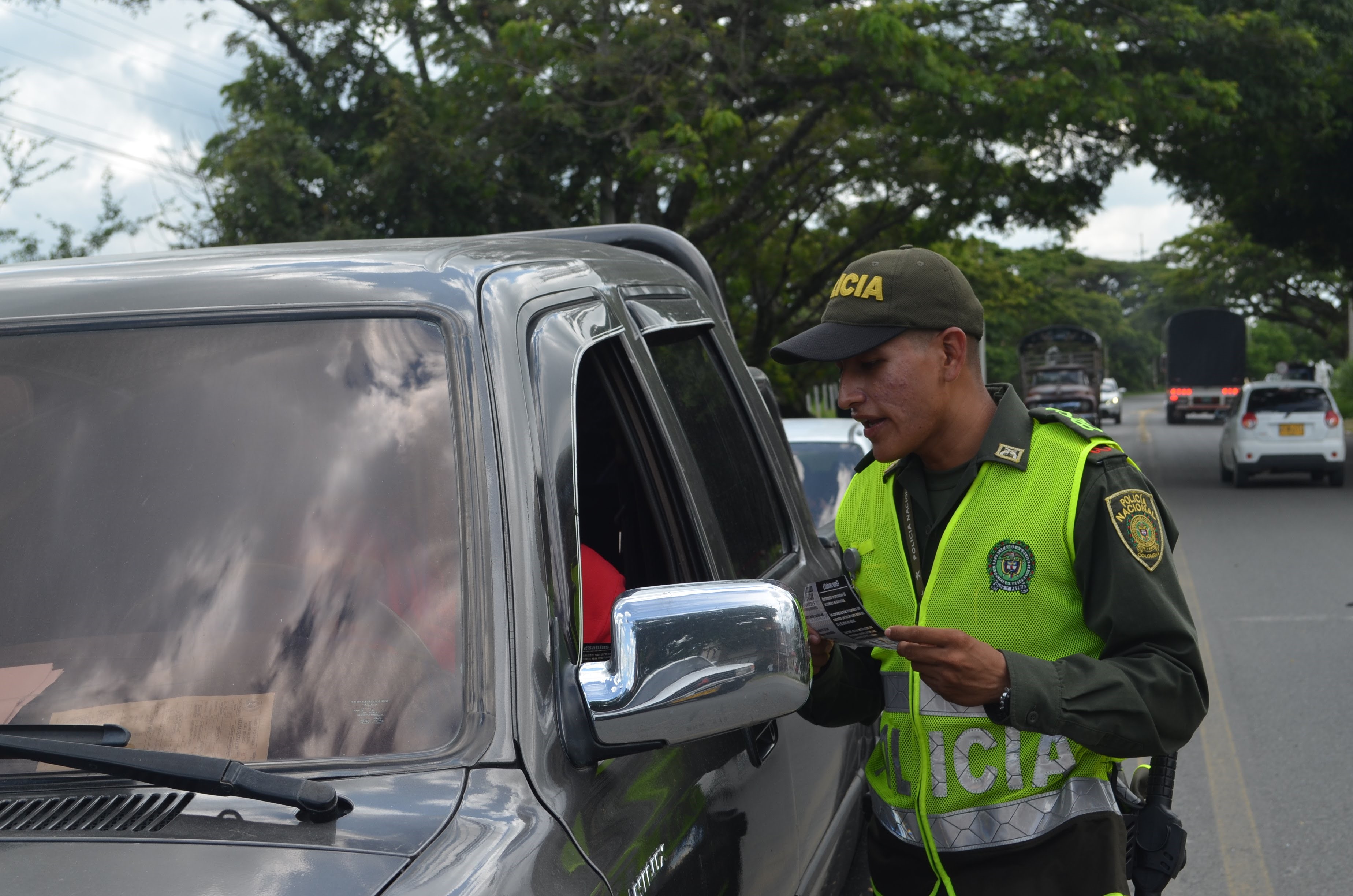 La seguridad vial un compromiso de todos La seguridad vial un compromiso de todos