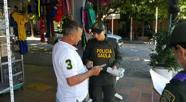prevenimos-comerciantes-extorsion-policia-meta