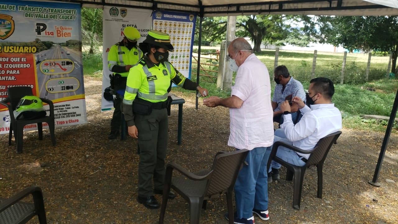 Brindamos_Recomendaciones_de_Seguridad Brindamos_Recomendaciones_de_Seguridad