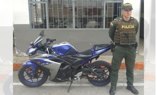 En acciones de vigilancia y control, se logró la recuperación de una motocicleta de alto cilindraje En acciones de vigilancia y control, se logró la recuperación de una motocicleta de alto cilindraje