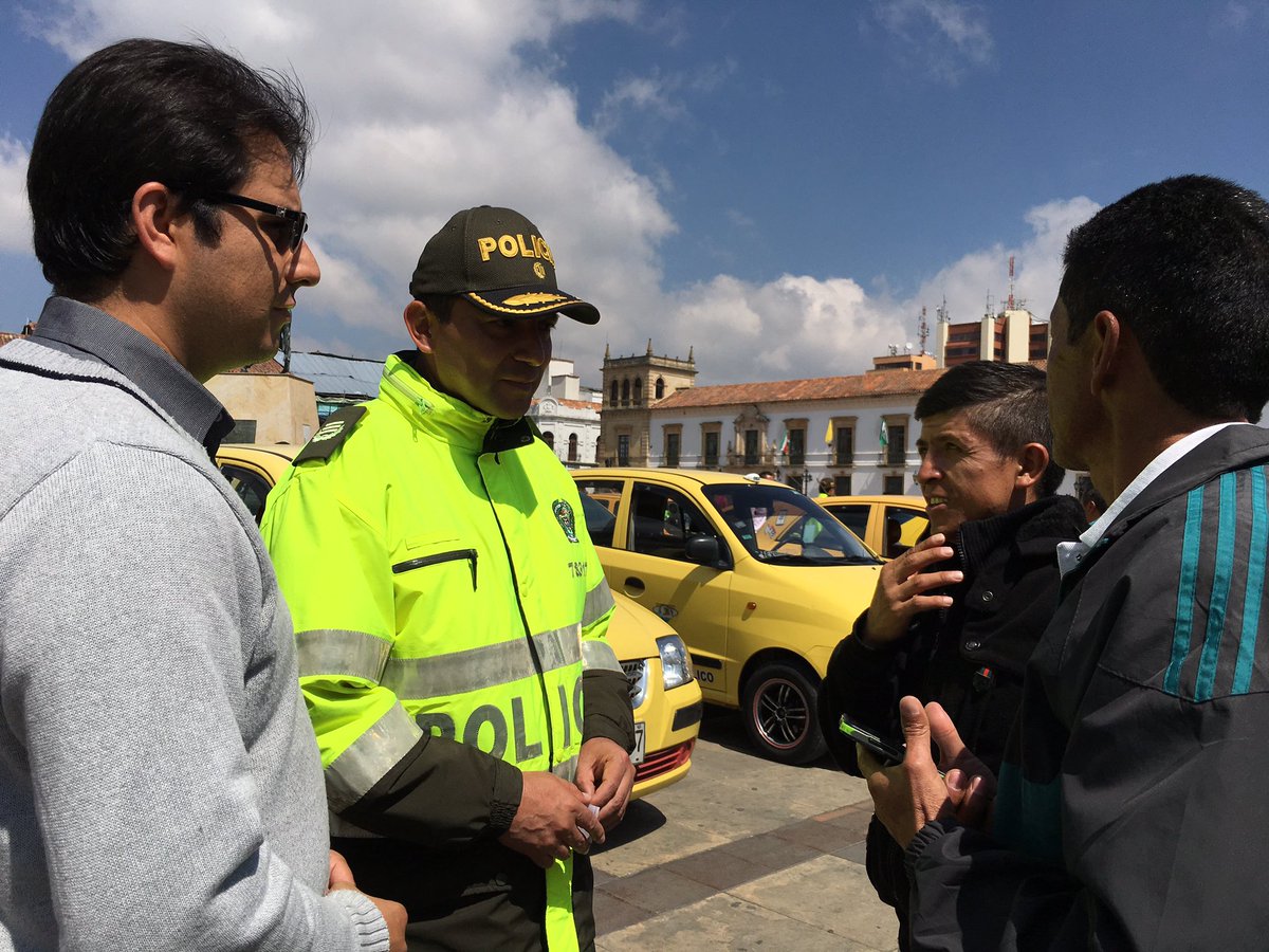 policia-y-taxistas-unidos-mancha-amarilla juntos-por-la-seguridad