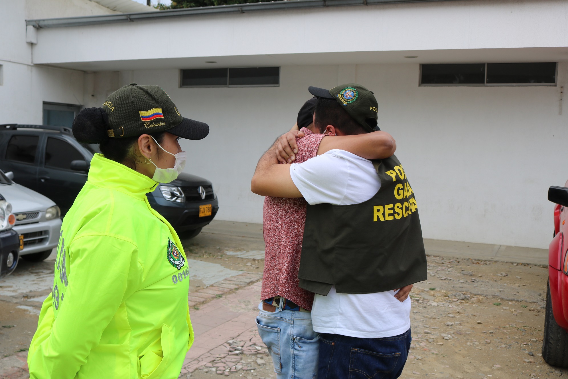 Rescate-comerciante Gaula-policía-en-Cali
