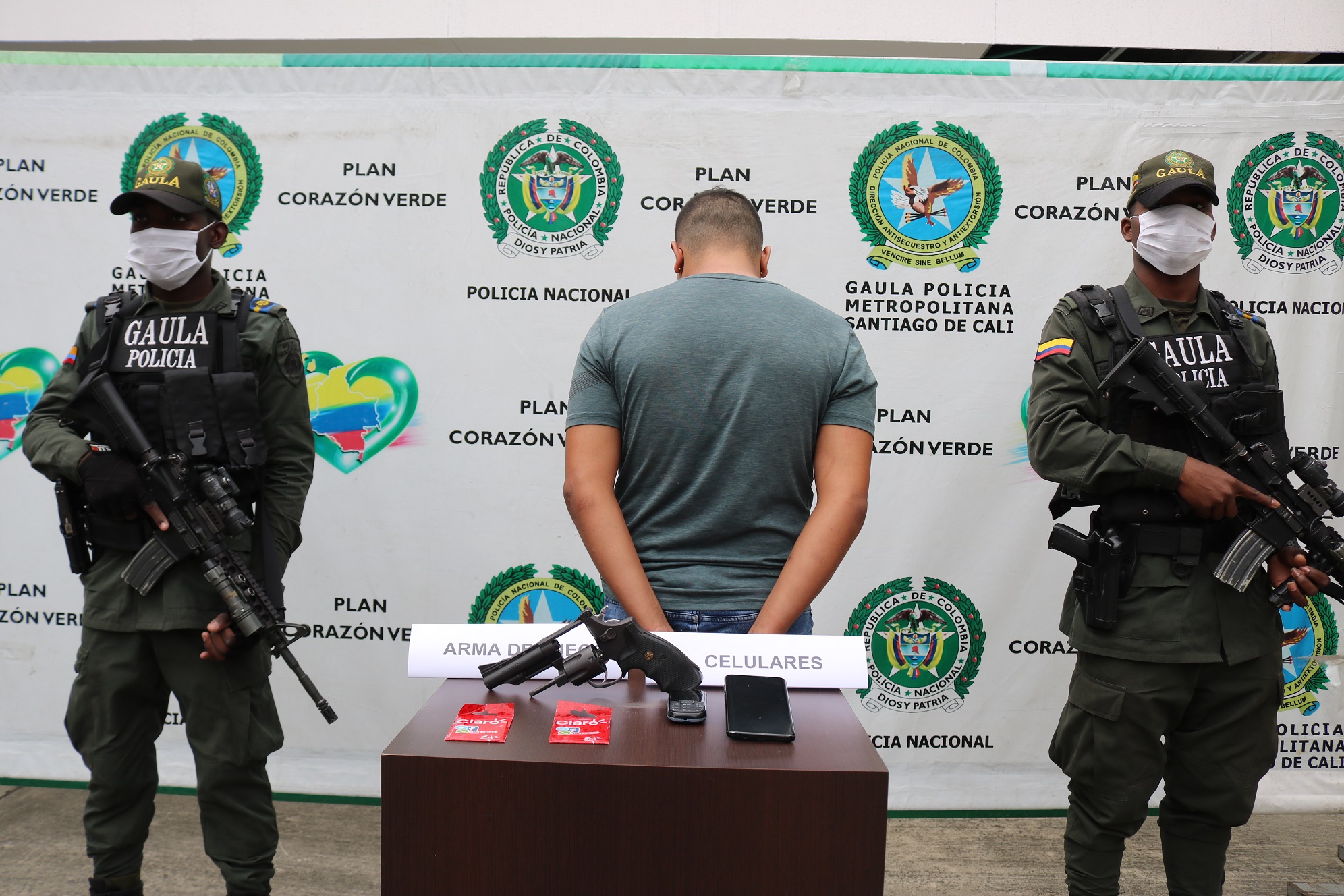 Rescate-comerciante Gaula-policía-en-Cali