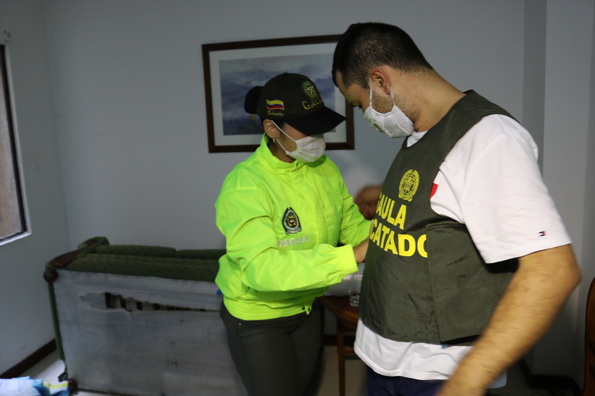 Rescate-comerciante Gaula-policía-en-Cali