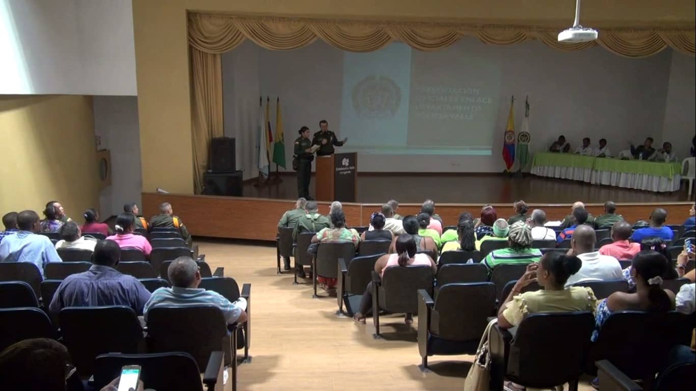Asistieron al evento las agremiaciones de comunidades en situaciones vulnerables valle-del-cauca-reunion-lideres-sociales