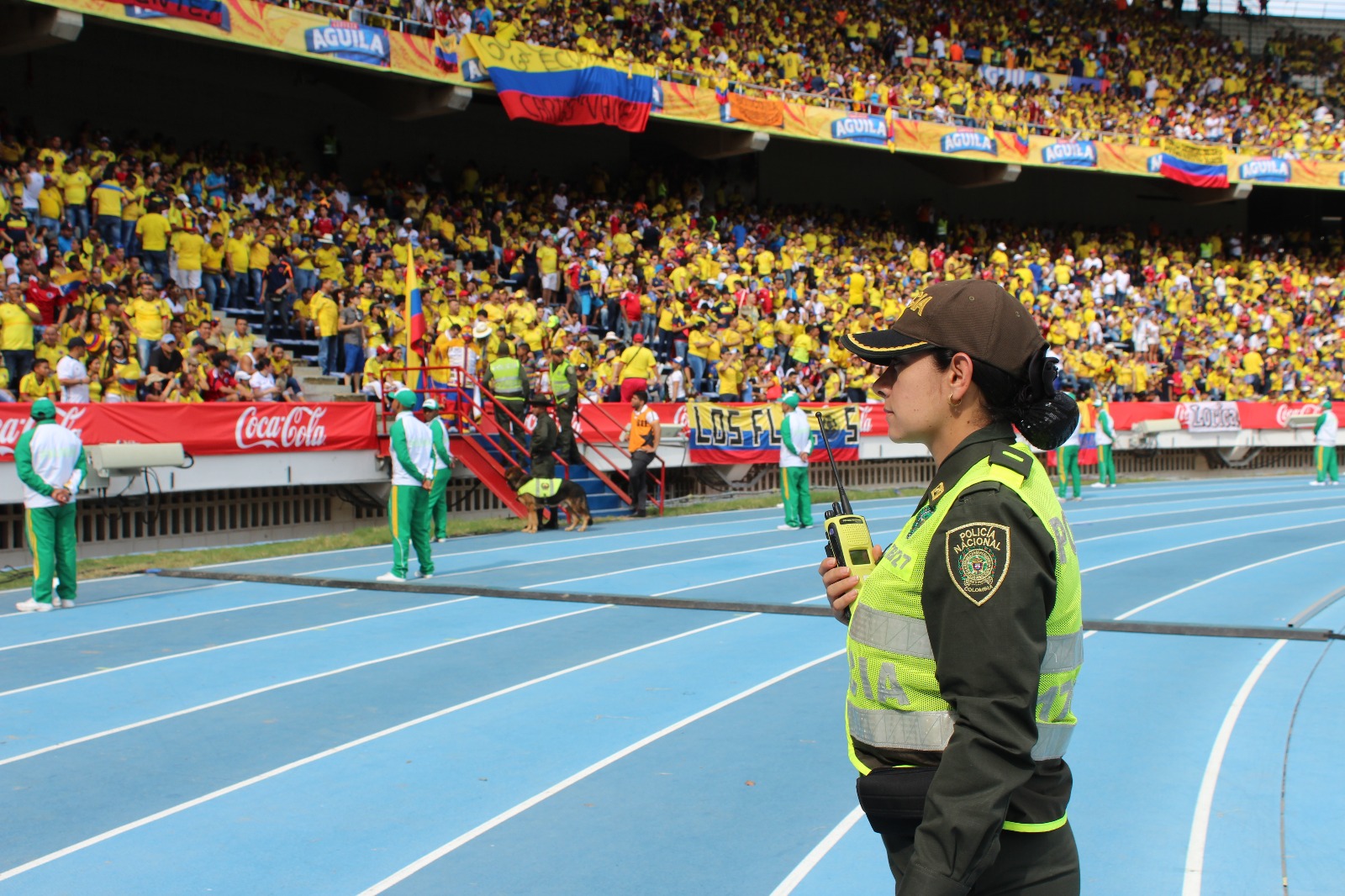 2.000 hombres y mujeres desplegados en tres anillos de seguridad.  1.200 policías estarán realizando controles dentro del estadio Metropolitano