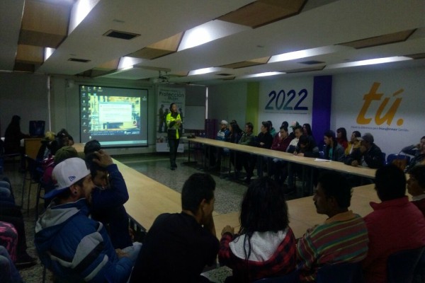 Línea 155, un compromiso con los derechos de la mujer socialización-EMFAG