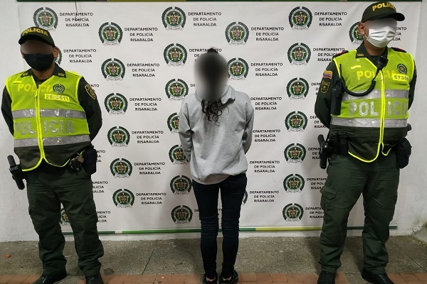 la pronta reacción policial permitió la detención  Capturada en flagrancia por tentativa de homicidio