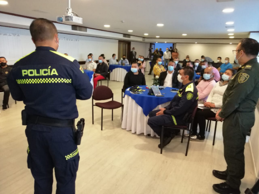 Metodología ‘hablemos de policía’