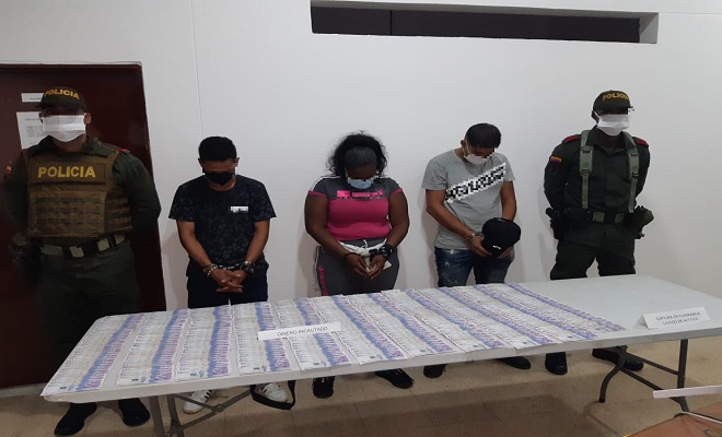 Tres capturados por presunto enriquecimiento ilícito Tres capturados por presunto enriquecimiento ilícito