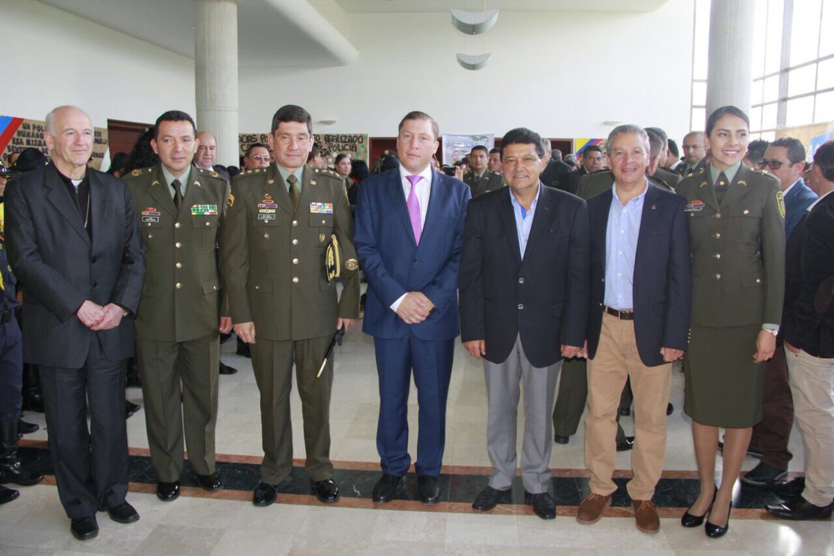 policia-tunja-pionera-en-codigo-policia.  tunja-pionera-en-codigo-policia.