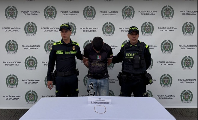 Un hombre con antecedentes por hurtar un anciano en la Avenida Santander  detenido en Manizales por hurtar una cadena a adulto mayor