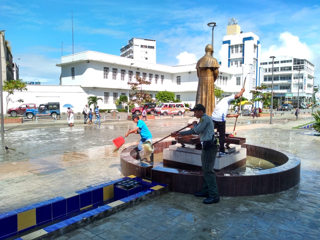 En el marco de la campaña “Colombia limpia” valle-del-cauca-realizamos-ornato-y-embellecimiento-en-buenaventura