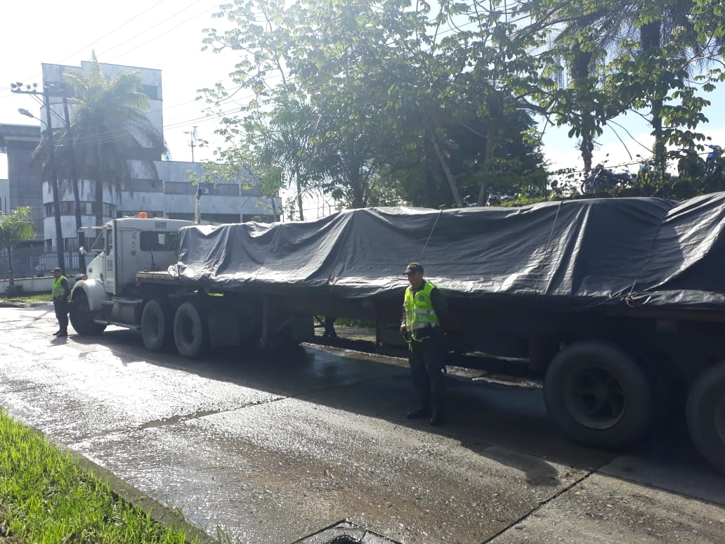 valle-del-cauca-recuperacion-tractocamion-con-cobre-buenaventura2