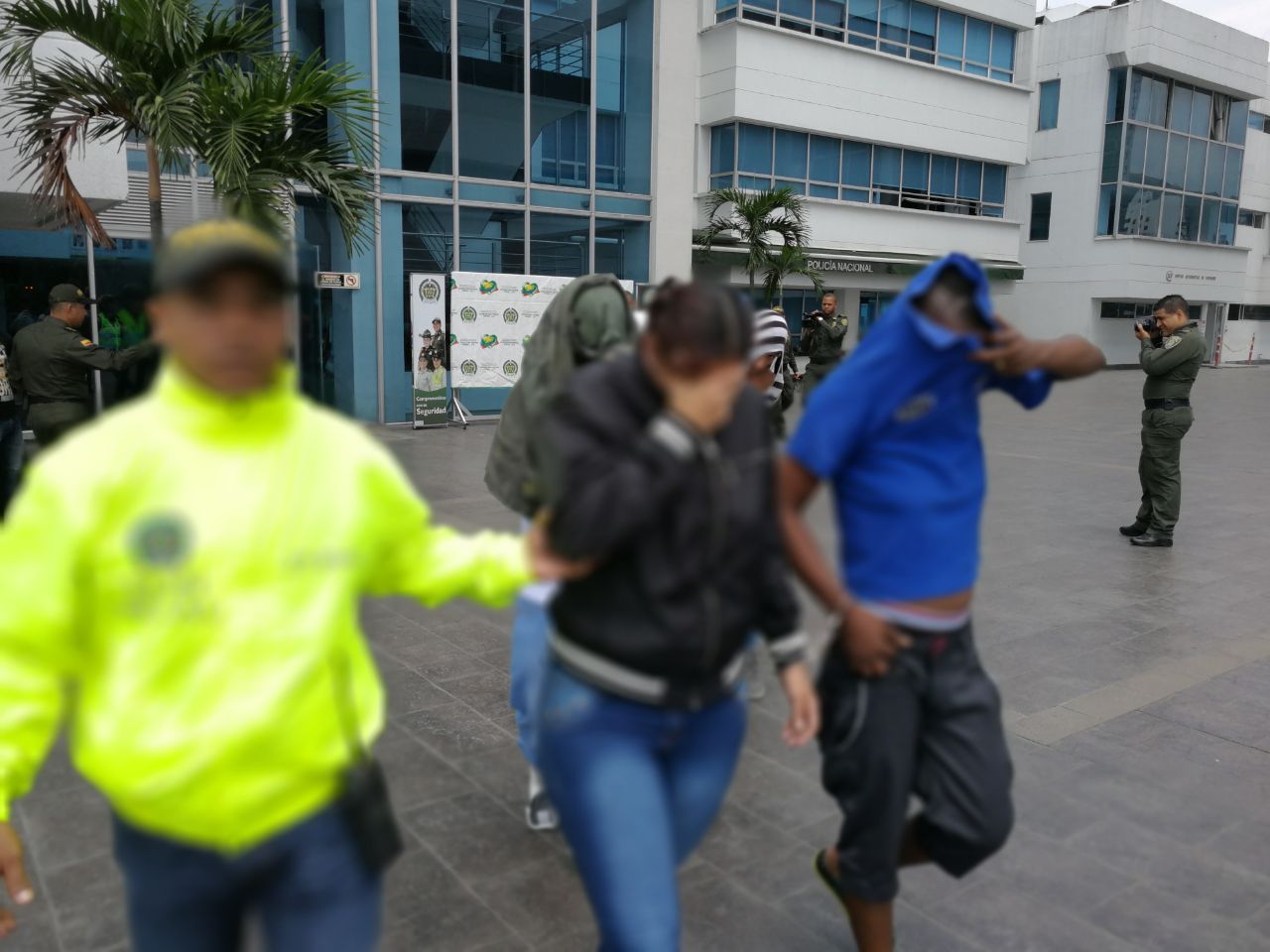 Afectaban la tranquilidad de la comuna 15 en cali  Dedicados a la comisión de homicidios, tráfico de estupefacientes y hurtos entre otros delitos