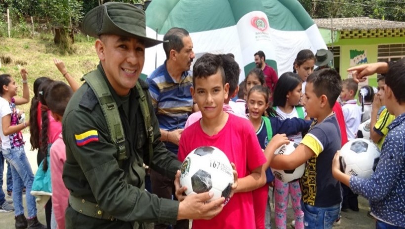 Campaña “Yo prefiero estudiar y practicar deporte” Campaña “Yo prefiero estudiar y practicar deporte”