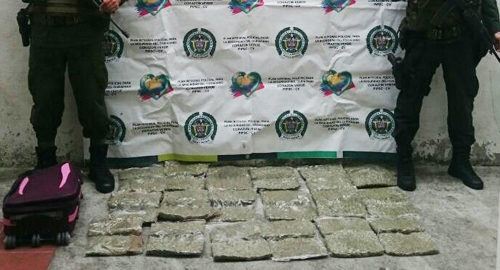 272715-incautacion-droga-narino-bus-marihuana